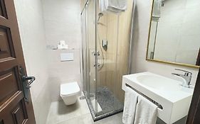Yit Puerta Bisagra